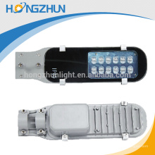 Precio bajo Facotry venta Fabricante CE RoHS Aprobado 12W 24W 30W 40W 70W IP65 LED jardín luz / carretera LED